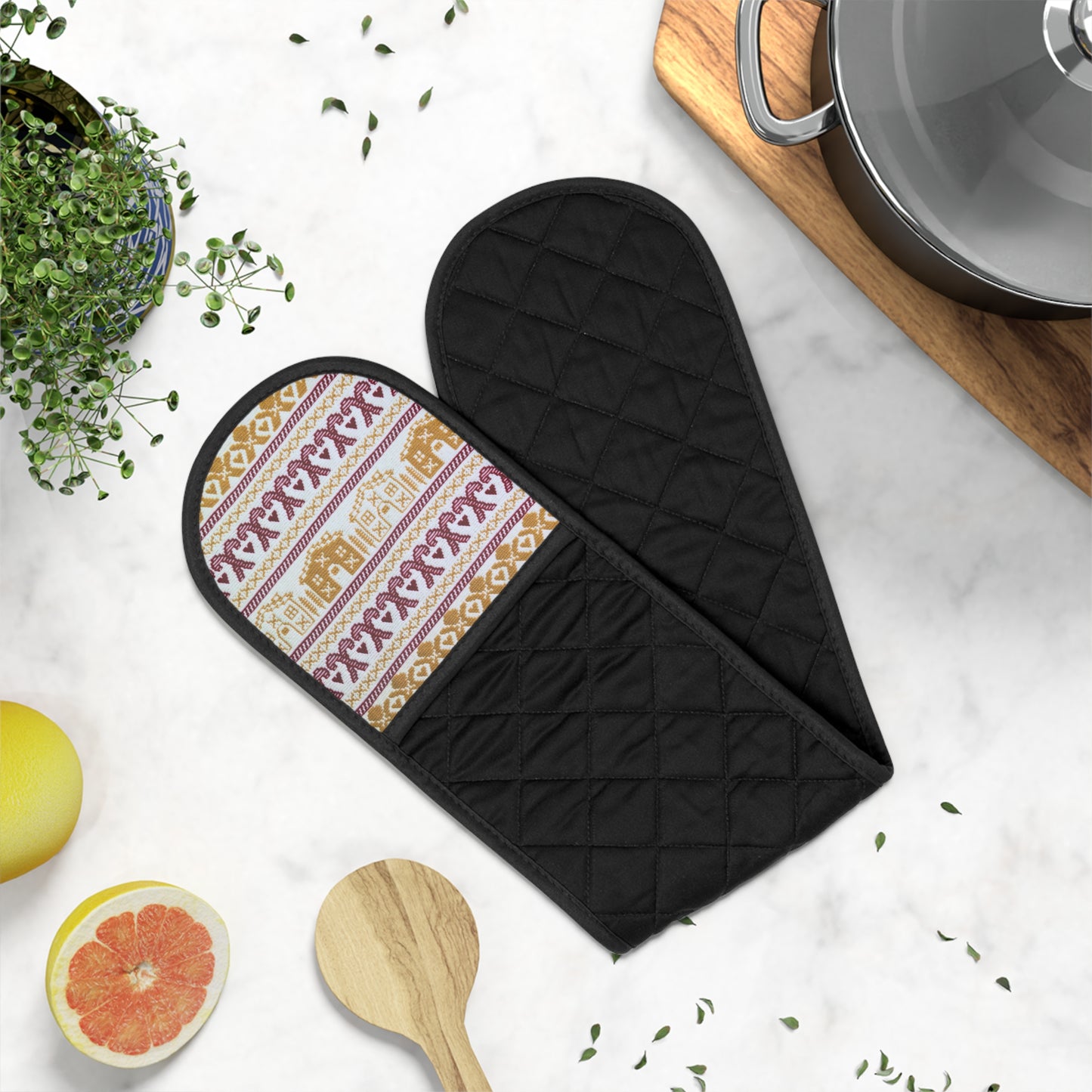 Christmas Heat-Resistant Oven Mitts for Bakers, Kitchen Gifts, Cooking Accessories, Unique Housewarming Present, Decorative Kitchenware