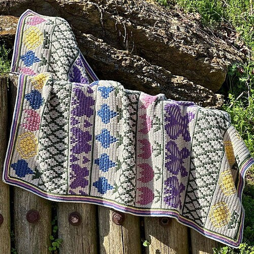 Mosaic Flower Garden Blanket Crochet Pattern, Aran Throw for Advanced Beginners, Pattern PDF
