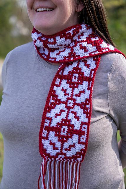 Mosaic Crochet Scarf Pattern for Christmas PDF - Advanced Beginner - Aran Yarn - Fringe & Mosaic Design - Pattern Only