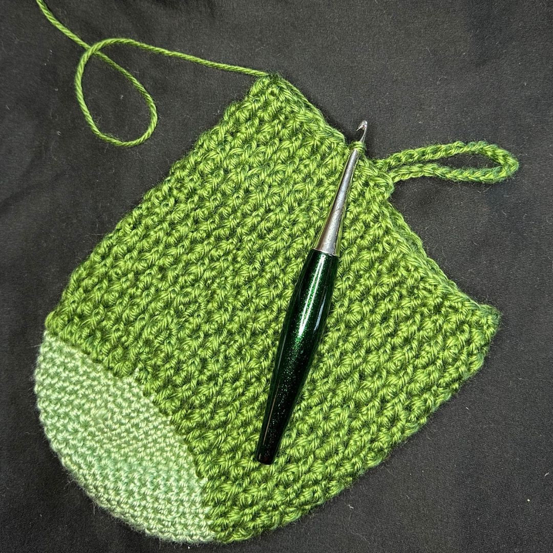 Christmas Stocking Crochet Pattern | Alpine Stitch | Quick Christmas Gift