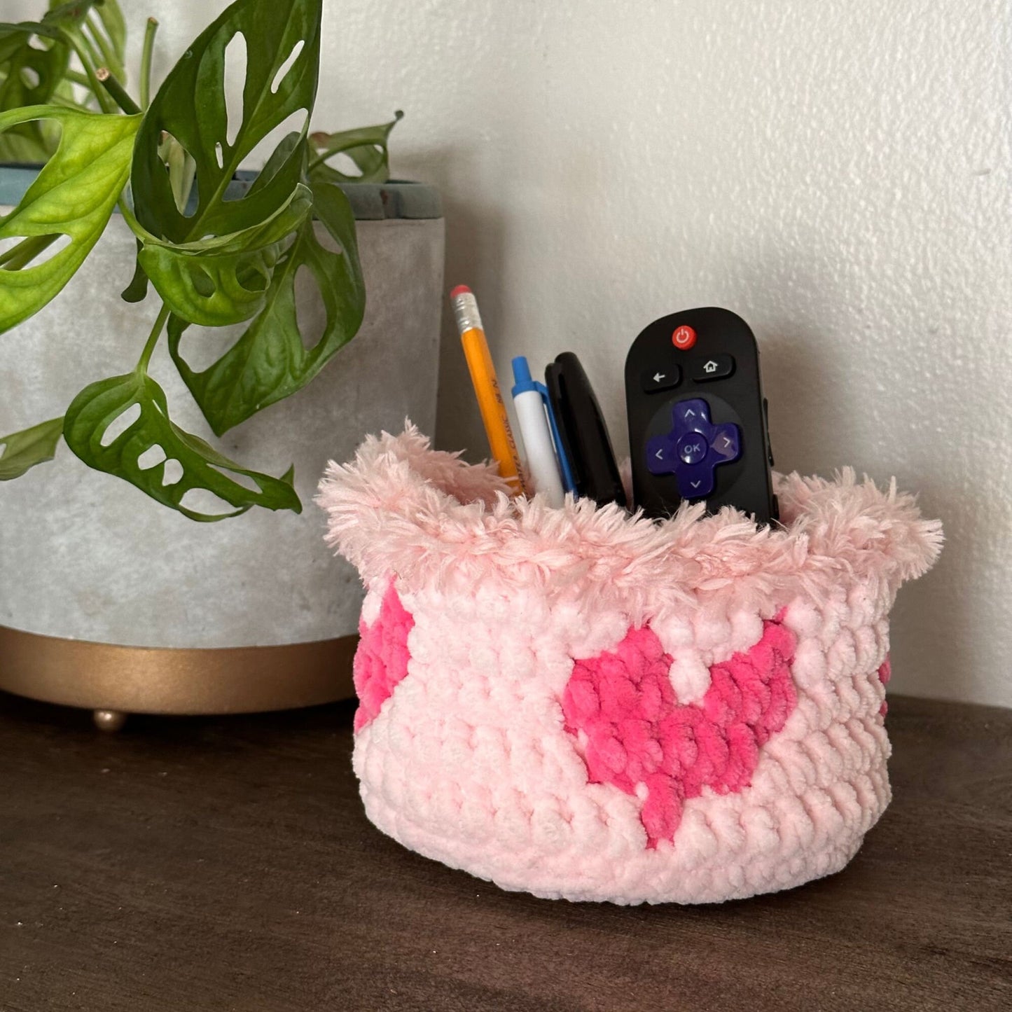 Mosaic Hearts Basket Crochet Pattern | Soft Valentine's Day Quick Crochet Project