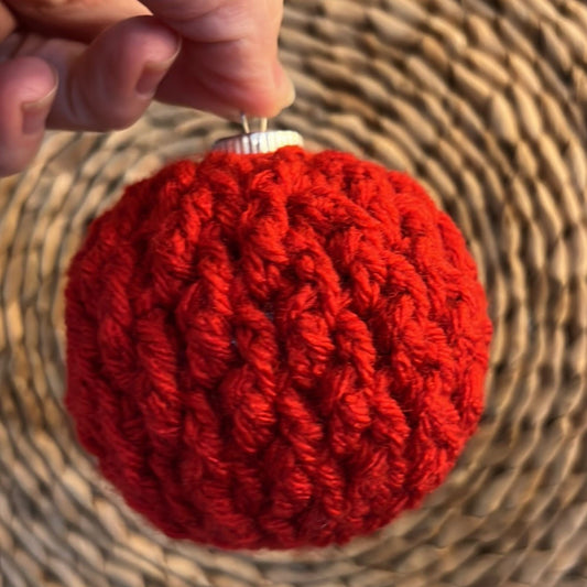 Textured Christmas Bauble crochet PATTERN. Christmas Tree Ornament crochet pattern PDF digital download only Alpine Stitch