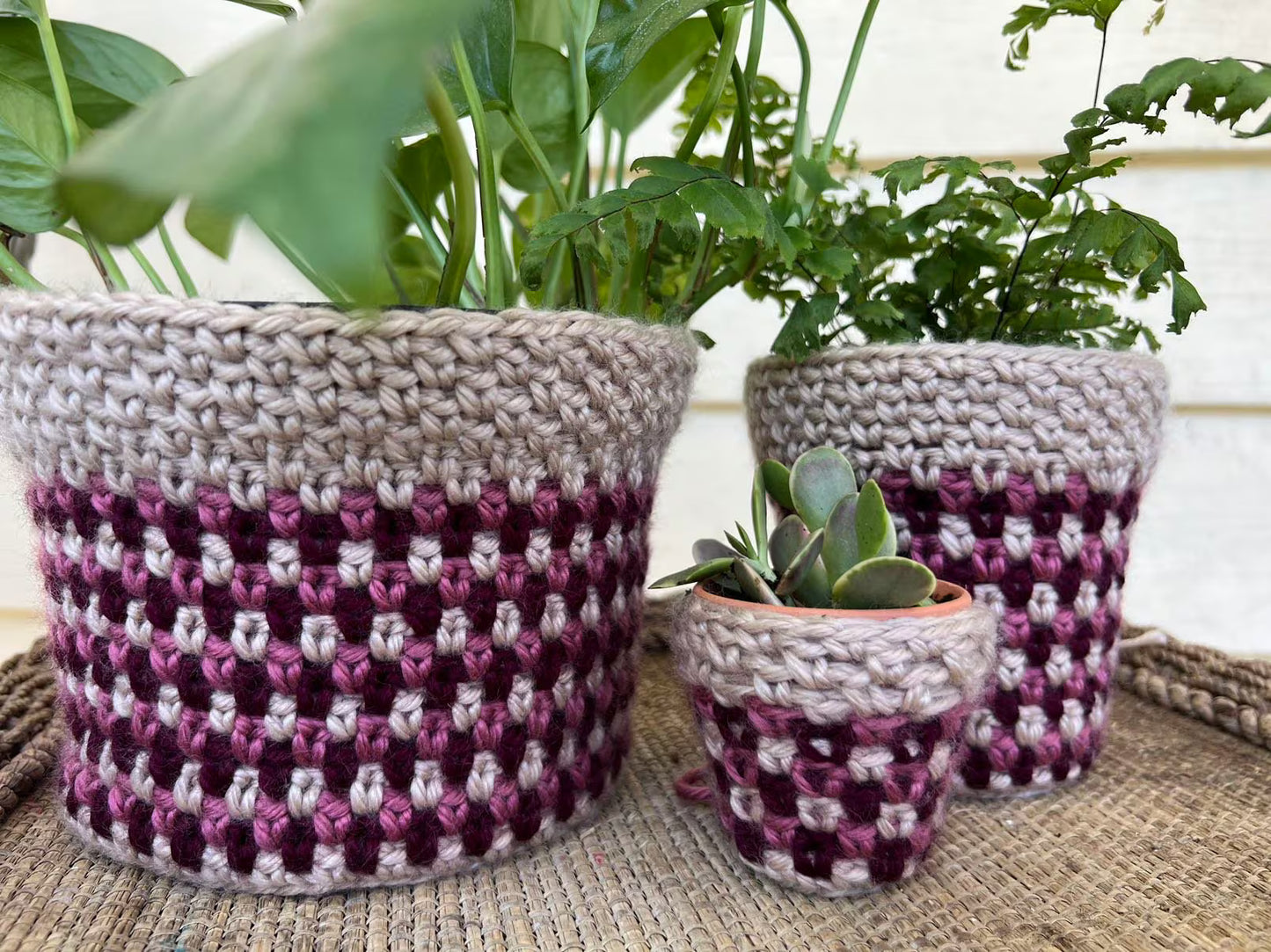PDF Plant Pot Cover Crochet Pattern using Striped Moss Stitch Crochet. Easy Indoor plant pot cozy pattern that's beginner-friendly