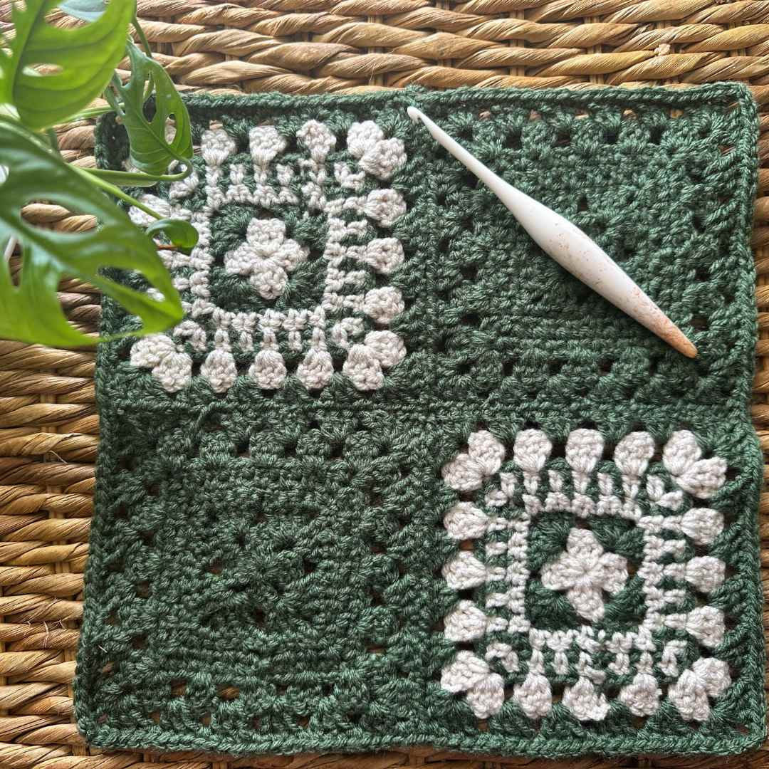 Elegant Granny Square Crochet Pattern PDF - Intermediate Aran Yarn