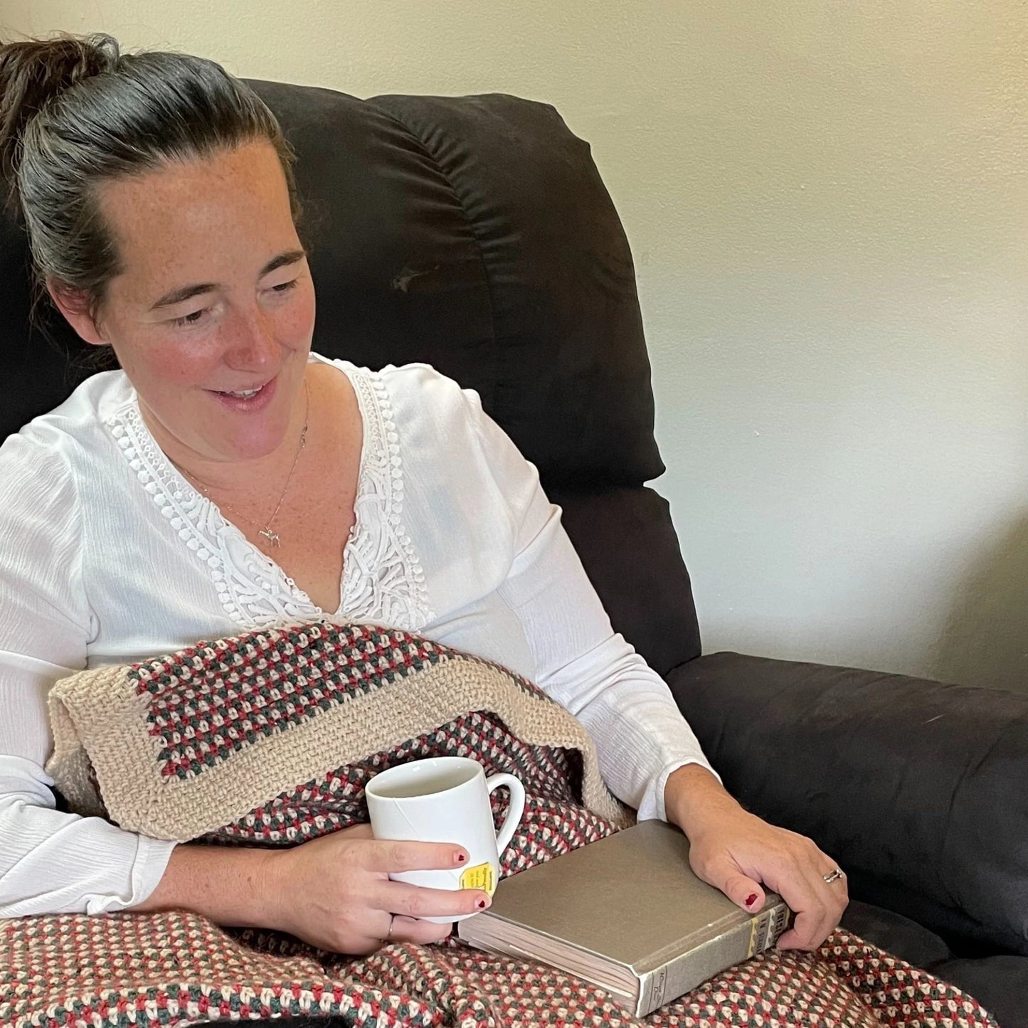 Moss Stitch Blanket Pattern: Easy Christmas Afghan Crochet Pattern. Simple Throw pattern. PDF digital download using worsted weight yarn