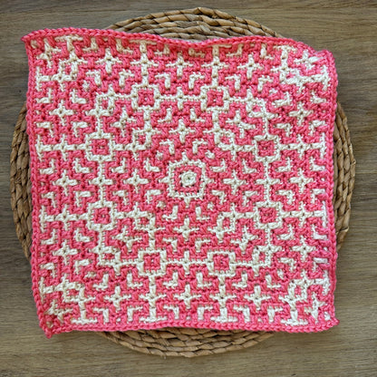 Celtic Knot Square | Mosaic Crochet Pattern in the Round