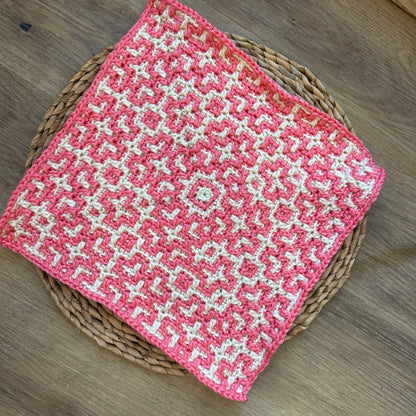 Celtic Knot Square | Mosaic Crochet Pattern in the Round