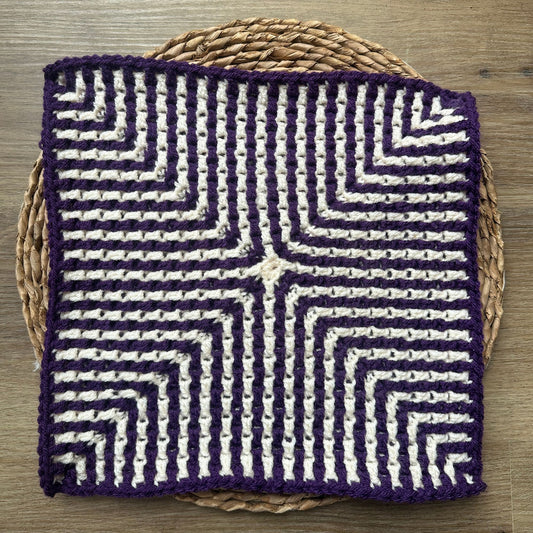 Crossroads Square | Mosaic Crochet Granny Square from the Center Out (PDF Pattern)
