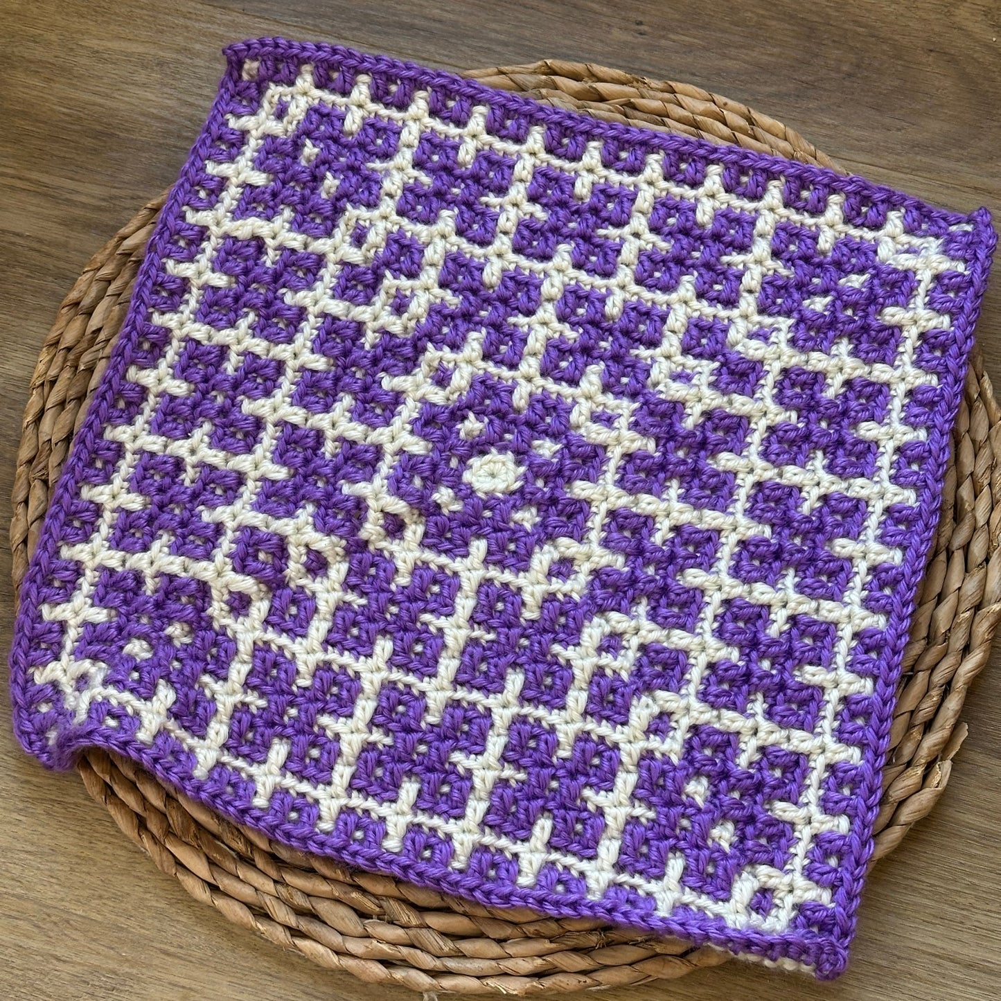 Dogwood Square | Mosaic Crochet Granny Square from the Center Out (PDF Pattern)