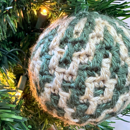 Mosaic Argyle Bauble | Easy Mosaic Crochet Christmas Ornament