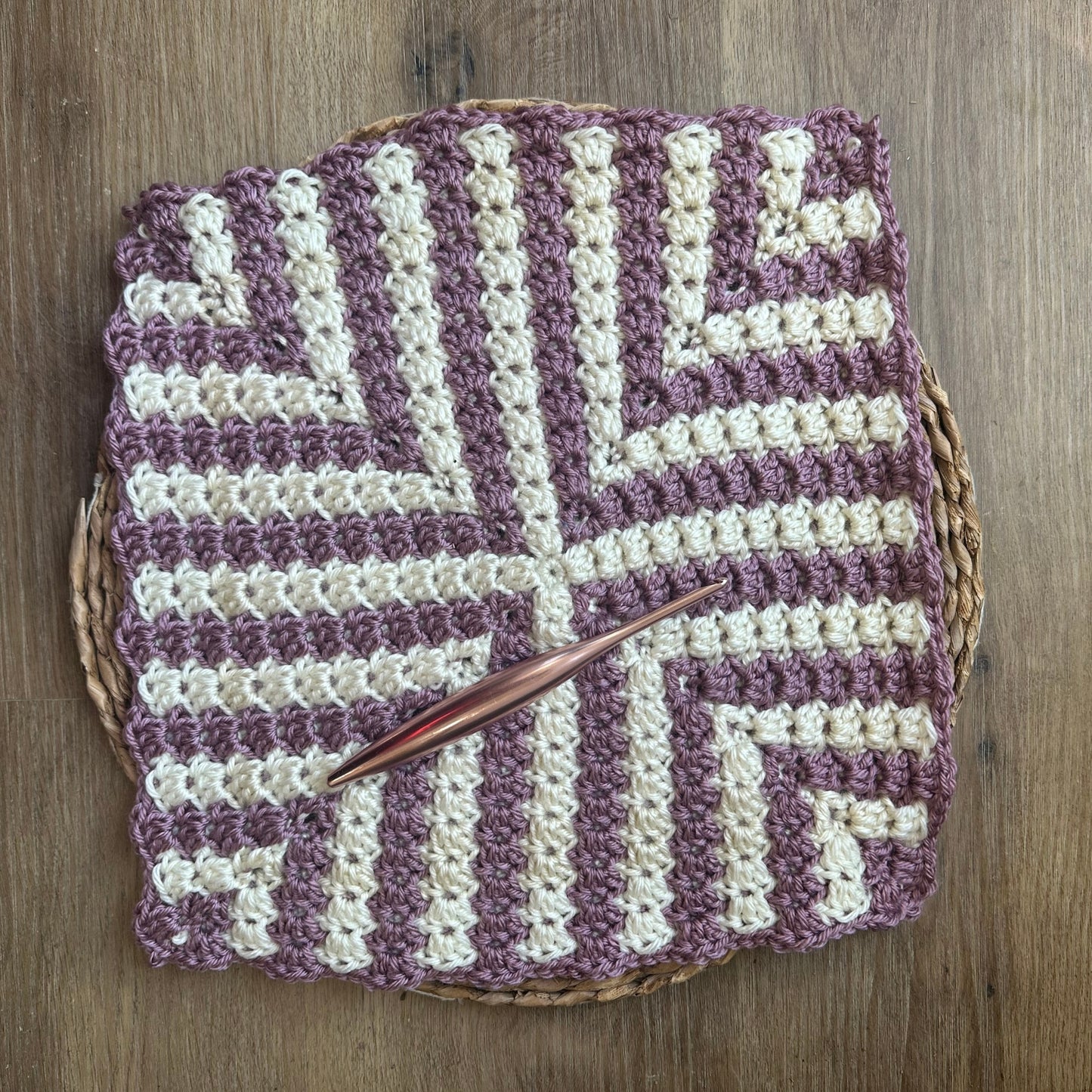 Mosaic Granny Square | Vintage Style Crochet Pattern