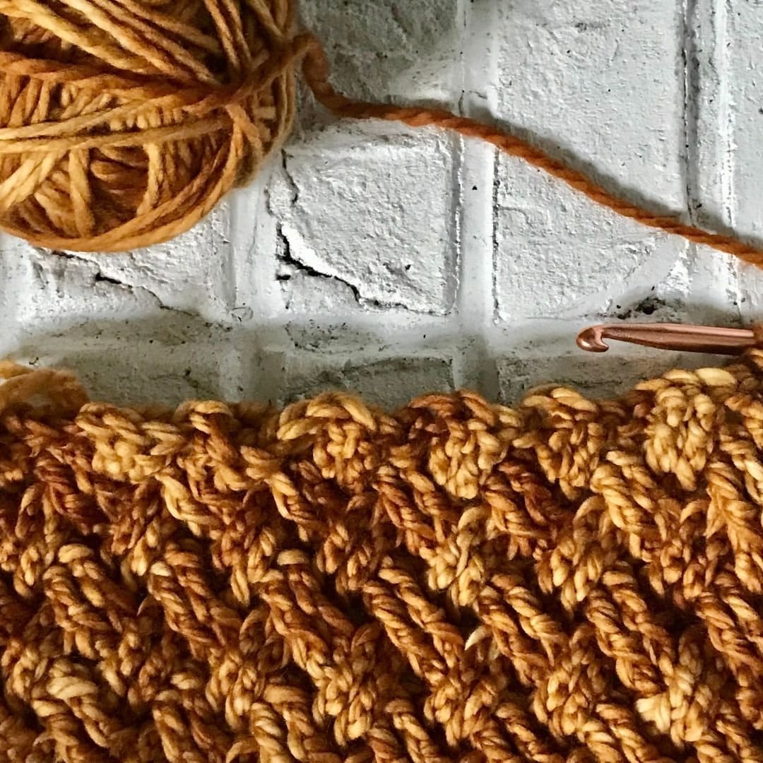 PDF Celtic Weave Pillow Crochet Pattern. Griffin pillow using Celtic weave crochet stitch and bulky yarn. Cushion cover crochet pattern