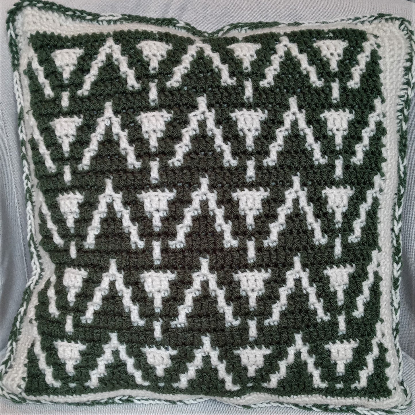 Peaks & Pillars Pillow | Overlay Mosaic Crochet Pillow Pattern
