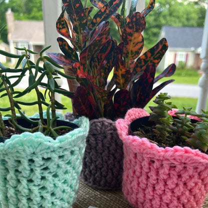 Cozy Alpine Plant Pot Cover | Quick Crochet Pattern