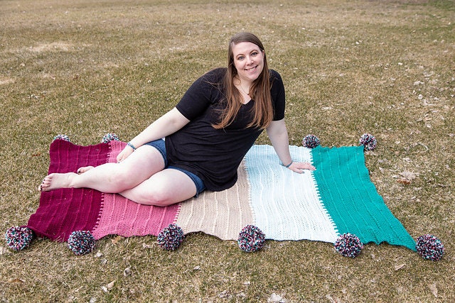 PDF Picnic Blanket Pattern: Easy Christmas Afghan Crochet Pattern. Simple Throw pattern. PDF digital download using worsted weight yarn