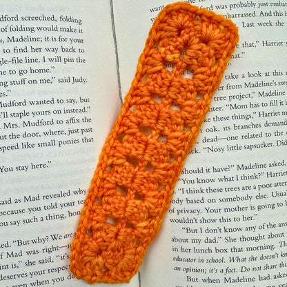 Granny Rectangle Bookmark | Scrap-Busting Crochet Bookmark Pattern