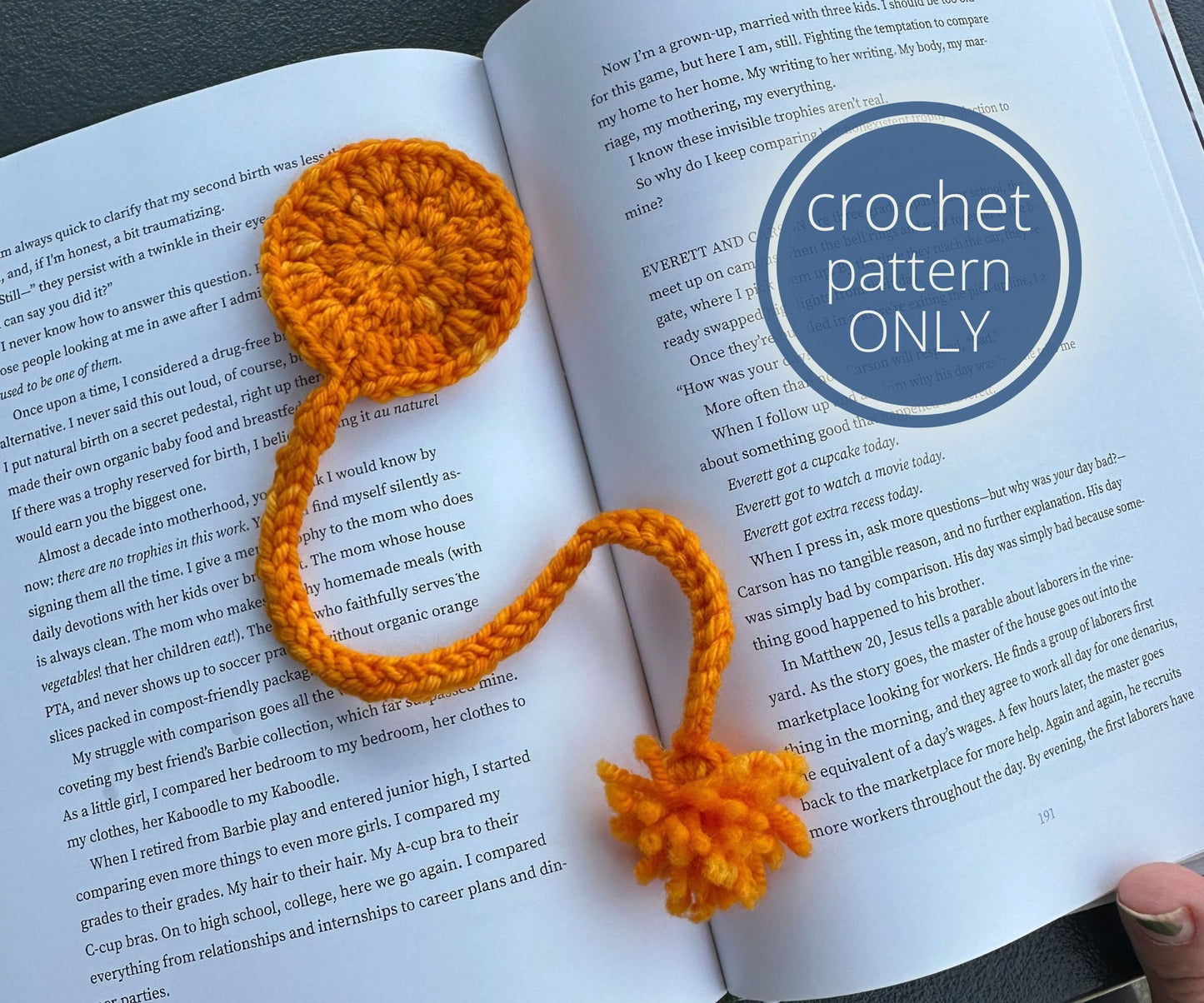 Granny Circle Bookmark Crochet Pattern, Easy Project for Book Lovers and Crocheters. Beginner Scrap Busting pattern