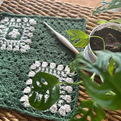 Elizabeth Granny Square | Elegant Crochet Block Pattern