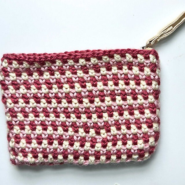 No-Sew Zipper Pouch Crochet Pattern PDF - Moss Stitch - Notions Bag
