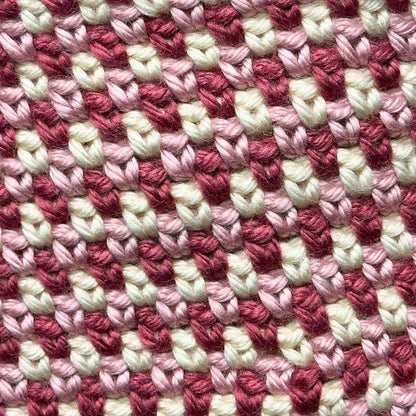 Simple Moss No-Sew Zipper Pouch | Moss Stitch Crochet Pattern
