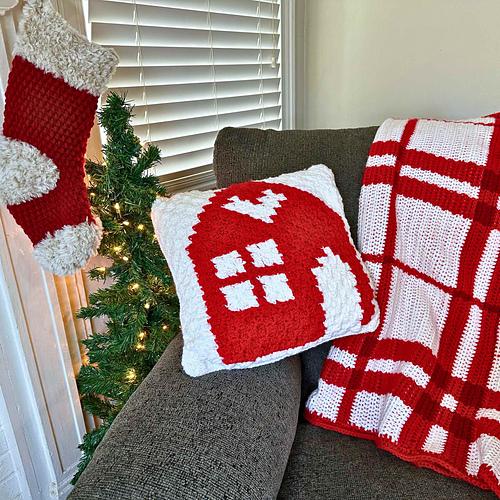 Soft and Fluffy Christmas Stocking | Faux Fur Crochet Pattern