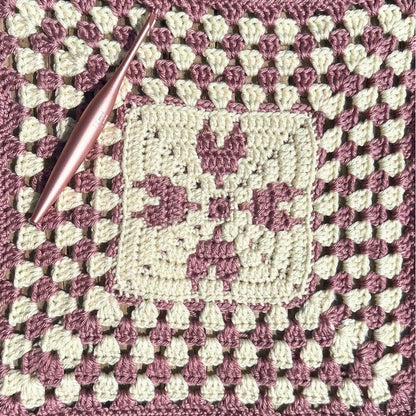 Mosaic Hearts Granny Square | Mosaic Crochet Square Pattern