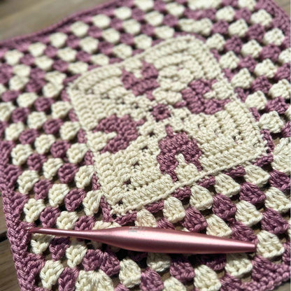 Mosaic Hearts Granny Square | Mosaic Crochet Square Pattern