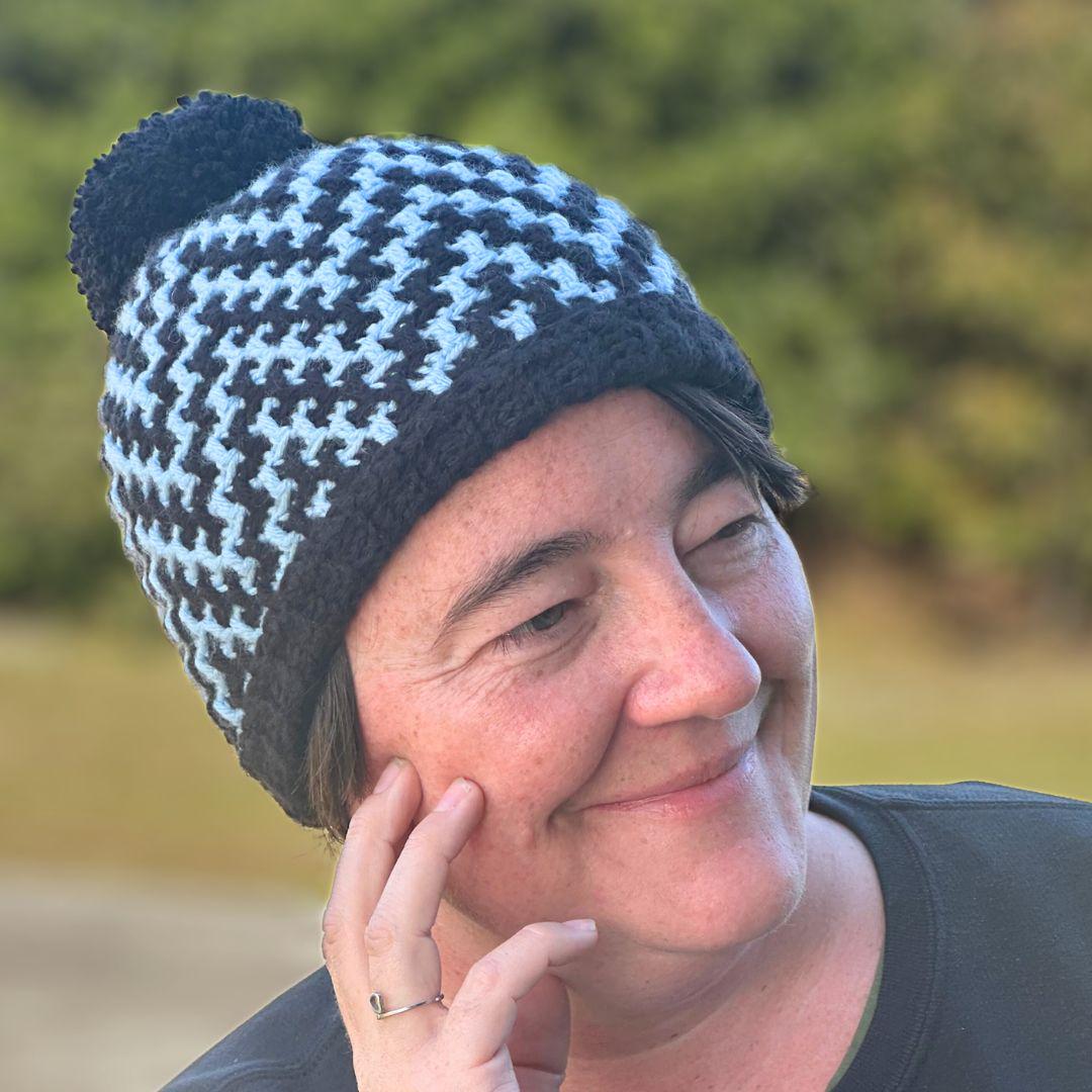 Mosaic ZigZag Hat | Mosaic Crochet Beanie Pattern