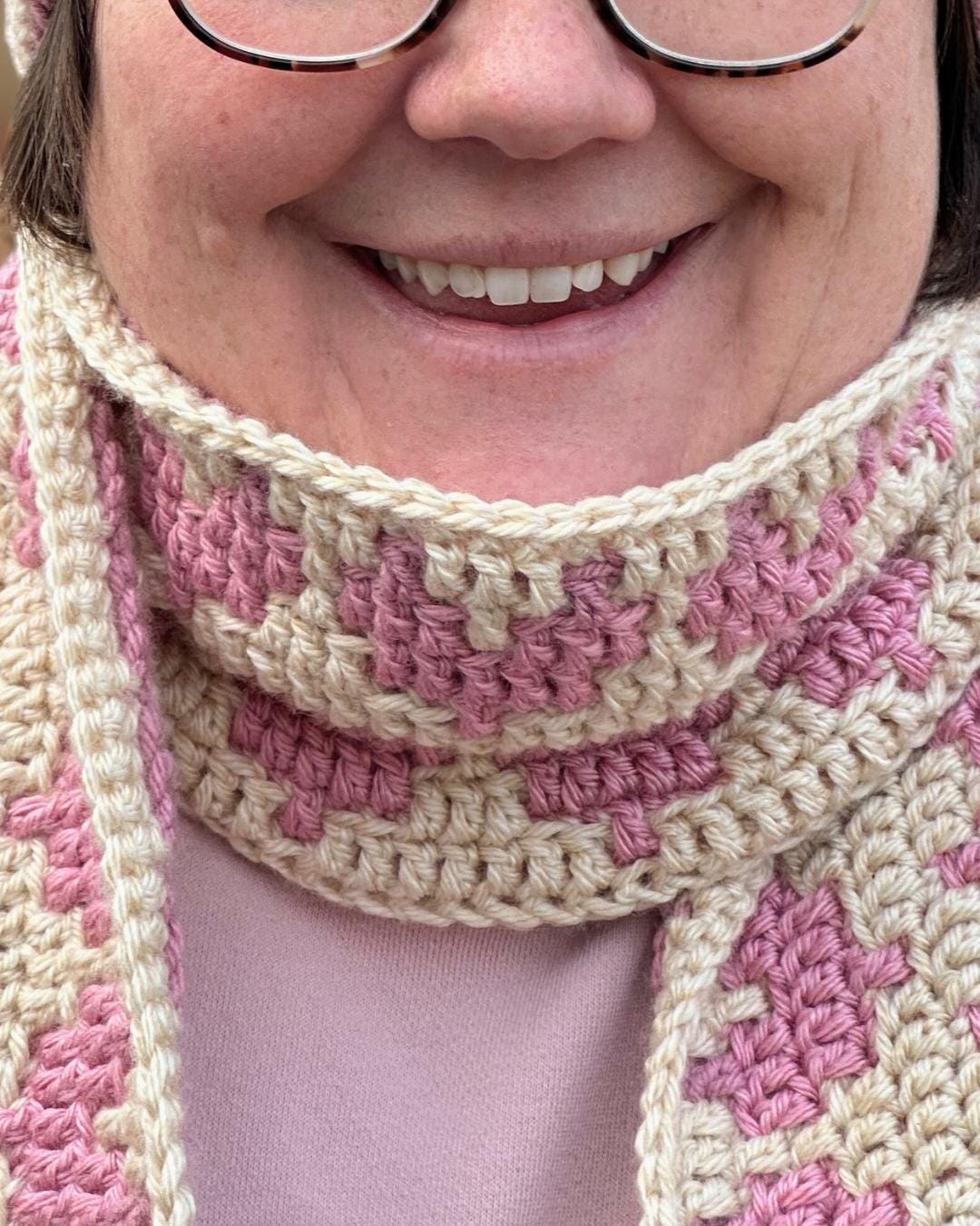 Mosaic Hearts Scarf | Mosaic Crochet Pattern